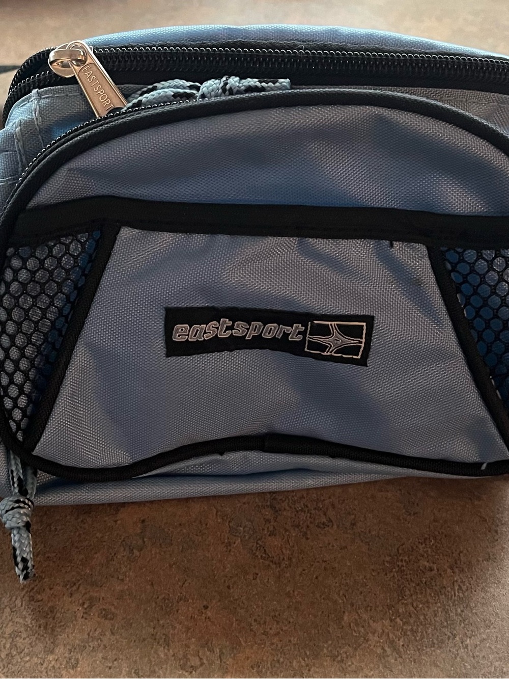 Eastsport Light Blue Men’s Travel Toiletry Bag